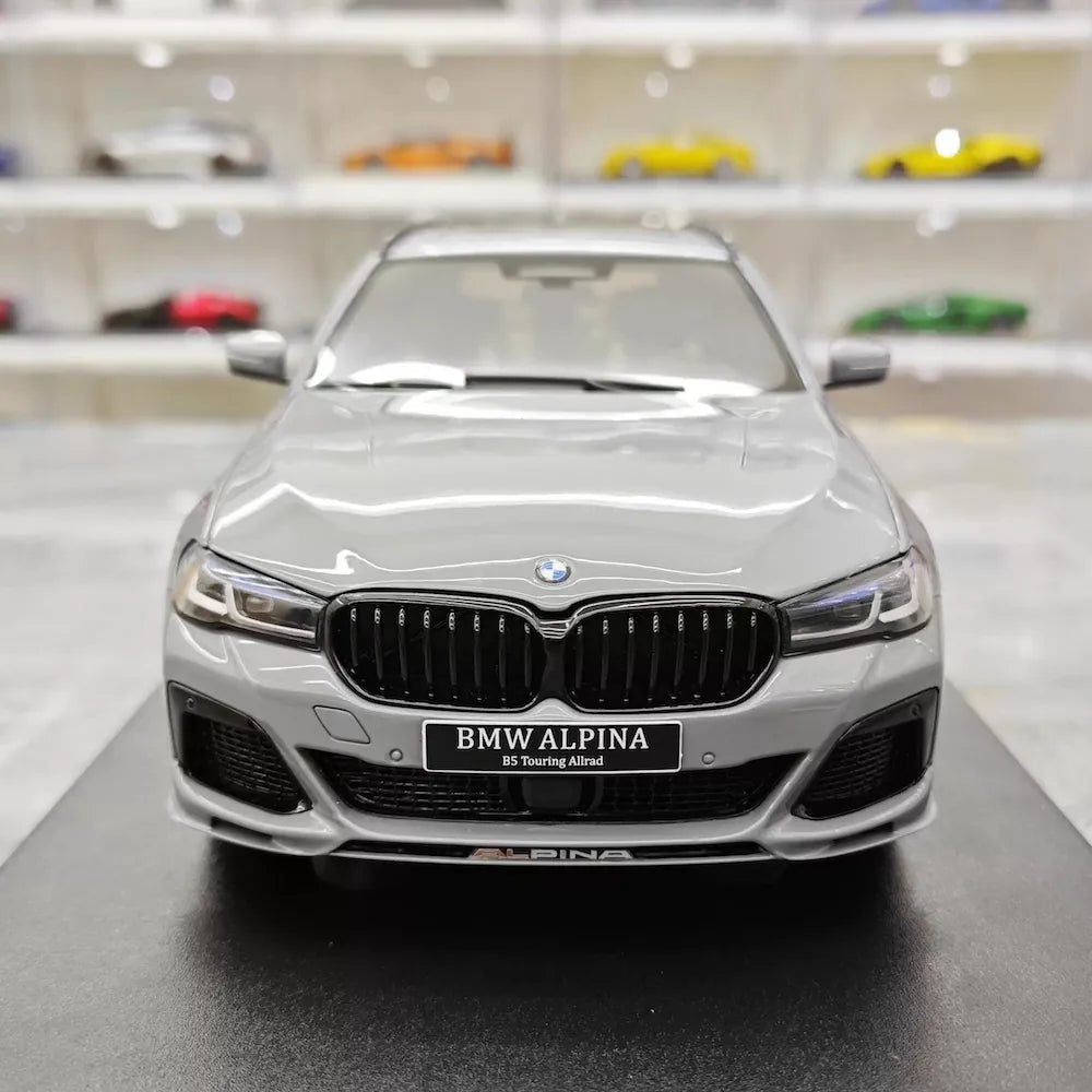 [GT Spirit] 1:18 BMW 2018 B5 Alpina G31 Touring Gray Model Car Resin