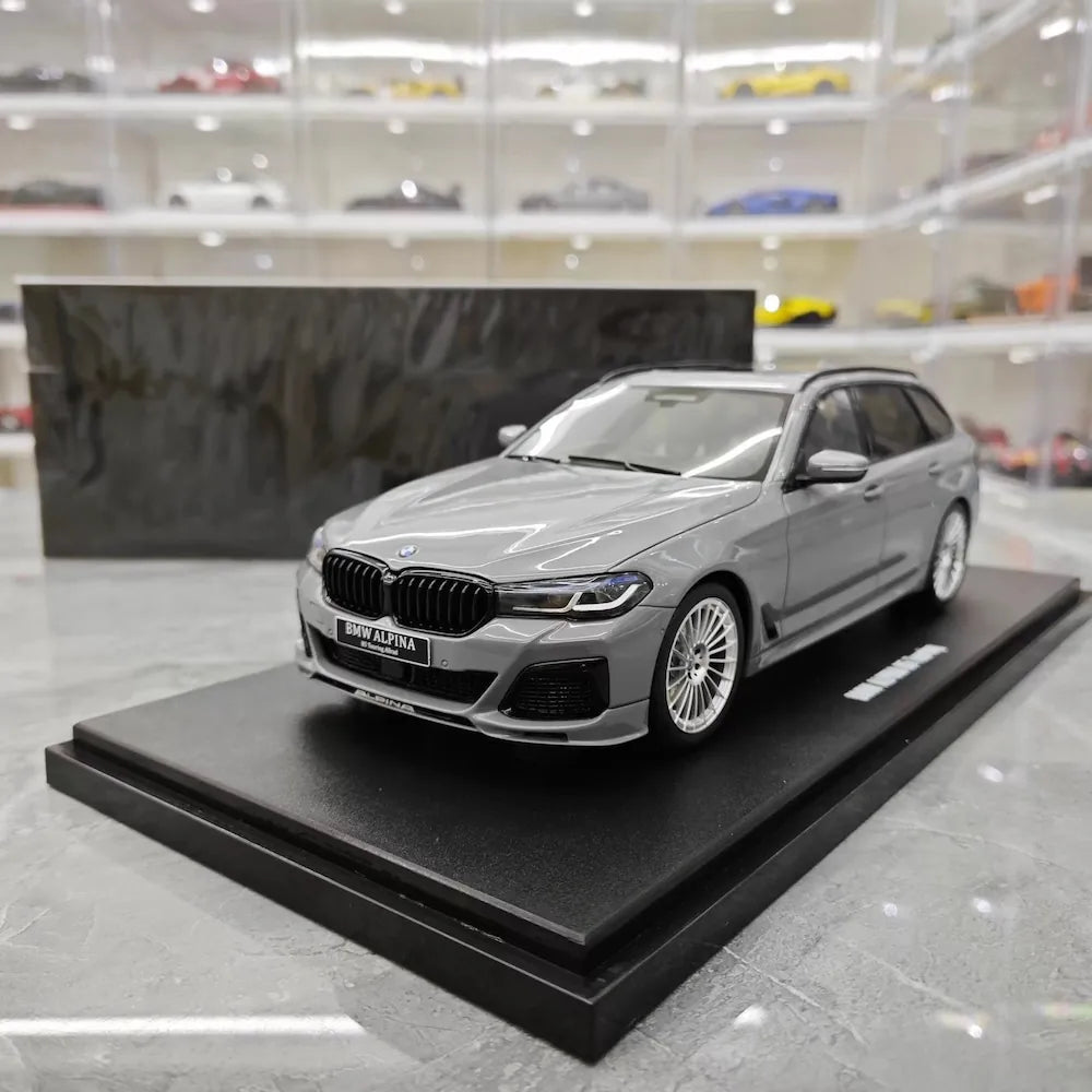 [GT Spirit] 1:18 BMW 2018 B5 Alpina G31 Touring Gray Model Car Resin