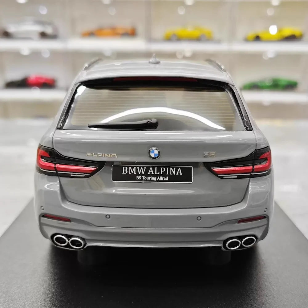 [GT Spirit] 1:18 BMW 2018 B5 Alpina G31 Touring Gray Model Car Resin