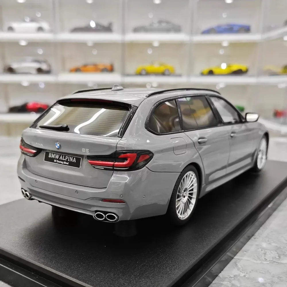 [GT Spirit] 1:18 BMW 2018 B5 Alpina G31 Touring Gray Model Car Resin