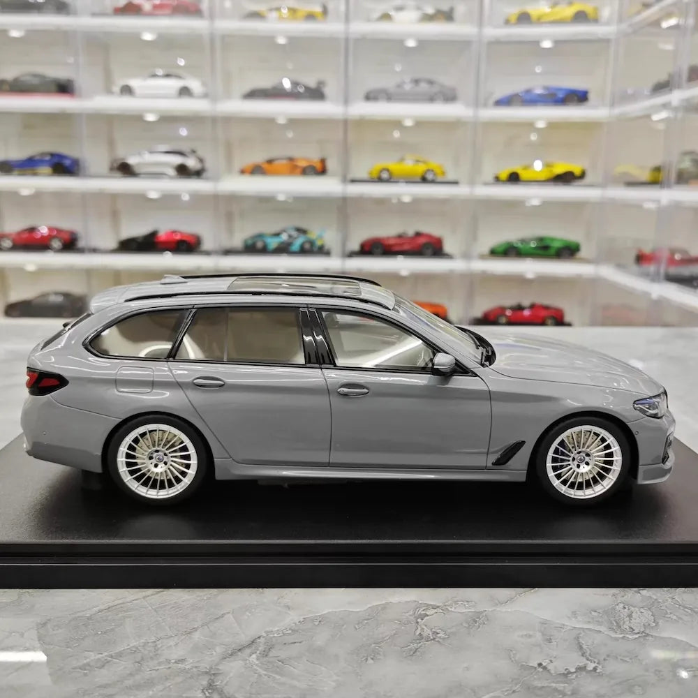 [GT Spirit] 1:18 BMW 2018 B5 Alpina G31 Touring Gray Model Car Resin