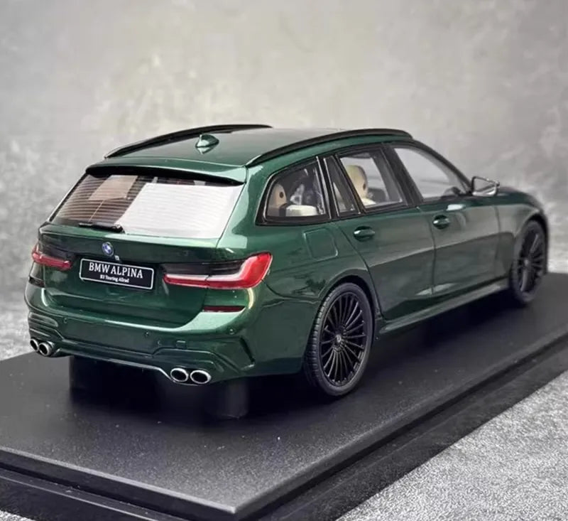[GT Spirit] 1:18 BMW 2018 B5 Alpina G31 Touring Green Model Car Resin