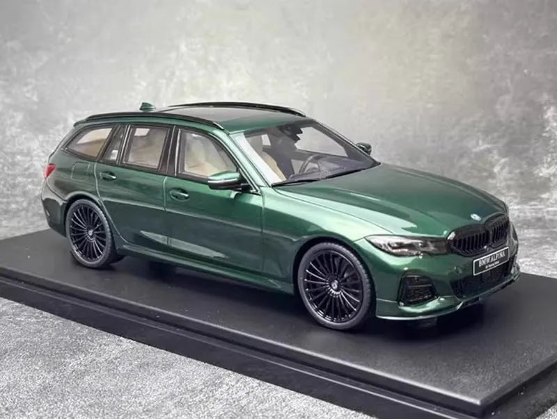 [GT Spirit] 1:18 BMW 2018 B5 Alpina G31 Touring Green Model Car Resin