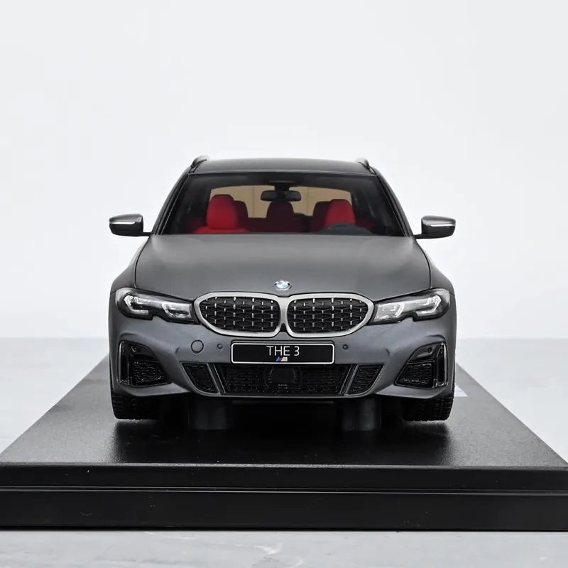 [GT Spirit] 1:18 BMW 2023 G21 M340i Touring Gray Model Car Resin