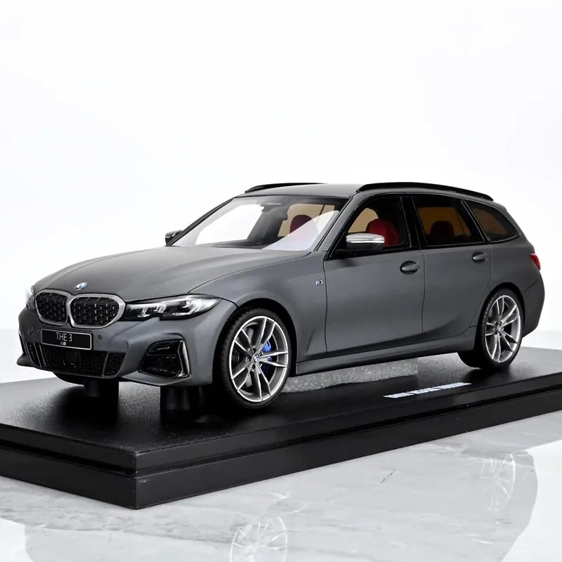 [GT Spirit] 1:18 BMW 2023 G21 M340i Touring Gray Model Car Resin