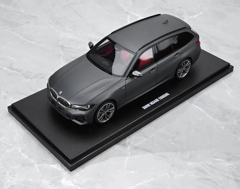 [GT Spirit] 1:18 BMW 2023 G21 M340i Touring Gray Model Car Resin