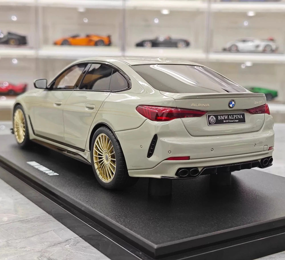 [GT Spirit] 1:18 BMW 2024 Alpina B4 GT Green Model Car Resin
