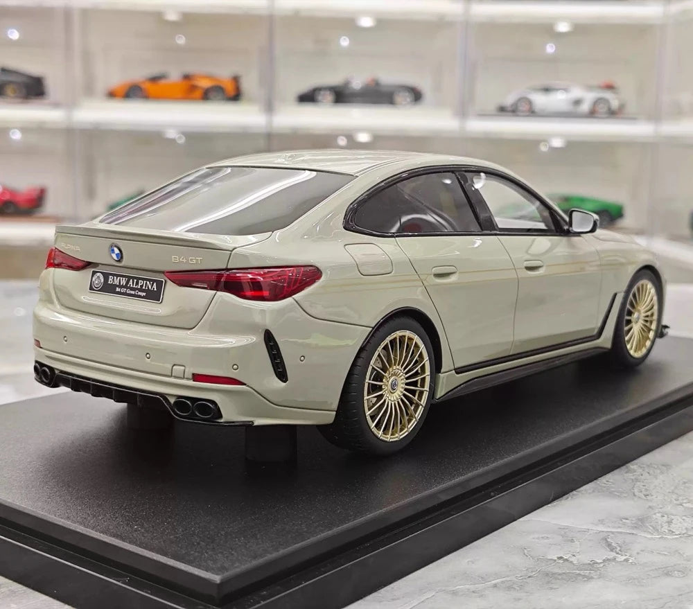 [GT Spirit] 1:18 BMW 2024 Alpina B4 GT Green Model Car Resin
