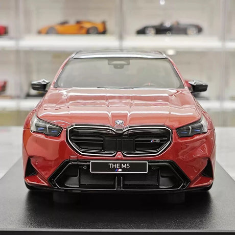 [GT Spirit] 1:18 BMW 2025 M5 Touring Isle Red Model Car Resin