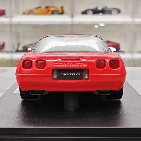 [GT Spirit] 1:18 Chevrolet 1995 Corvette C4 Red Model Car Resin