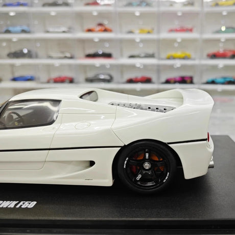 [GT Spirit] 1:18 Ferrari 1995 F50 LBWK White Model Car Resin