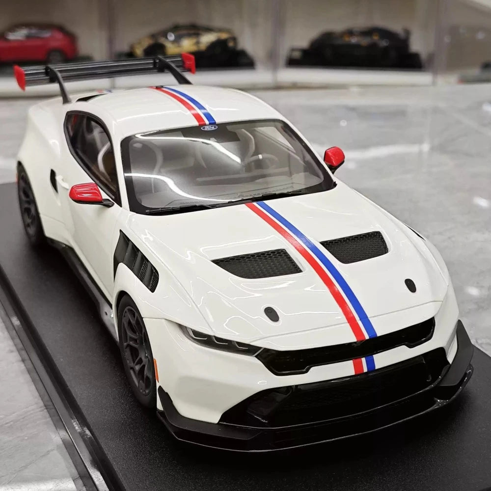 [GT Spirit] 1:18 Ford 2024 Mustang GTD White Model Car Resin