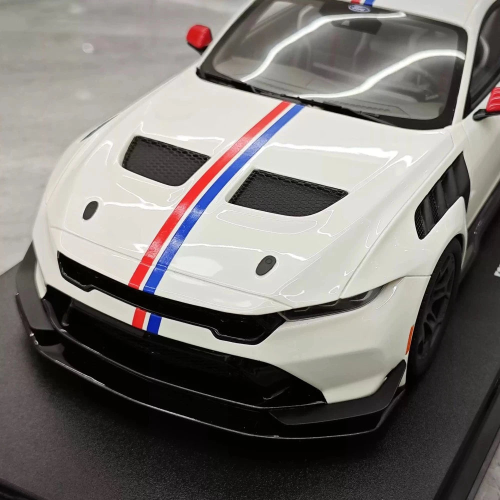[GT Spirit] 1:18 Ford 2024 Mustang GTD White Model Car Resin