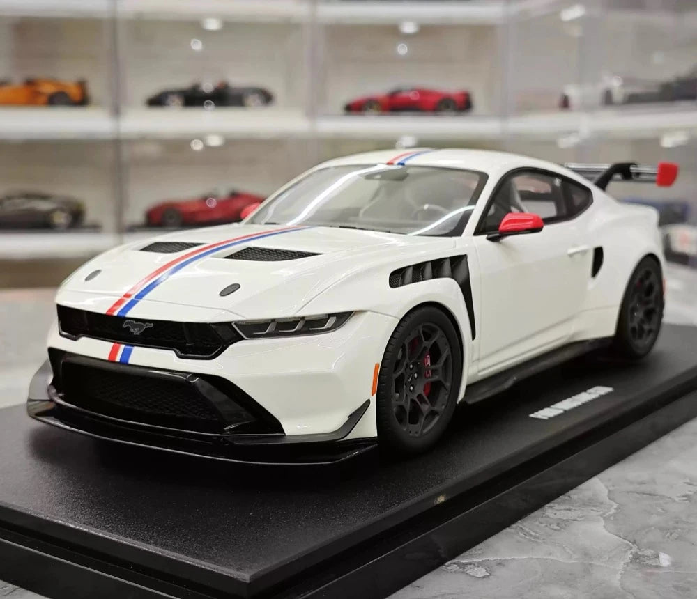 [GT Spirit] 1:18 Ford 2024 Mustang GTD White Model Car Resin