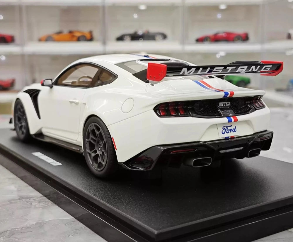[GT Spirit] 1:18 Ford 2024 Mustang GTD White Model Car Resin