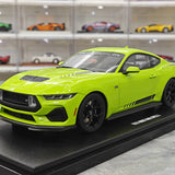 GT Spirit Ford 2025 Mustang RTR Spec 3 Green 1:18 – Samlarobjekt resinmodellresin resin