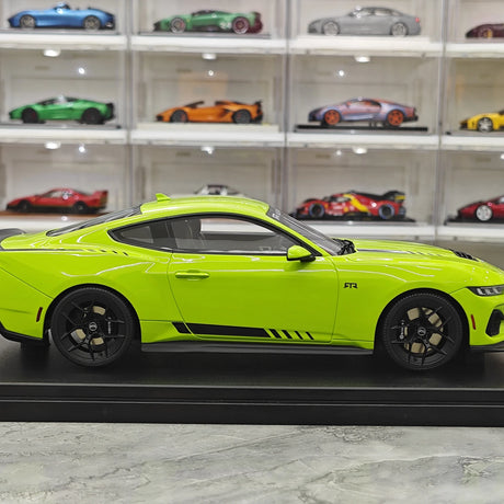 GT Spirit Ford 2025 Mustang RTR Spec 3 Green 1:18 – Samlarobjekt resinmodellresin resin