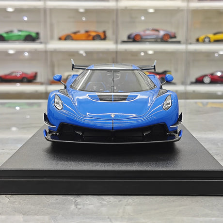 GT Spirit Koenigsegg 2025 Jesko Blue 1:18 – Modello in resina collezionabile
