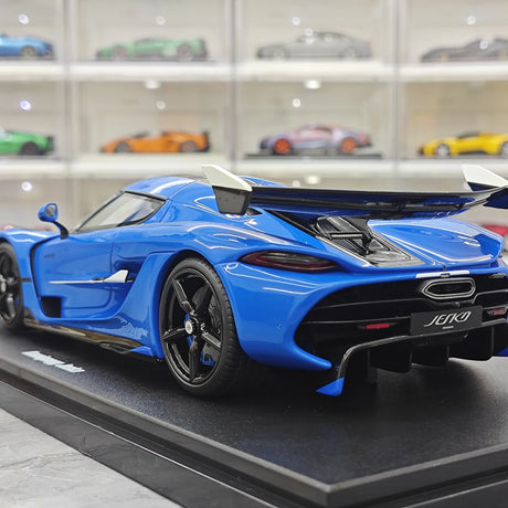GT Spirit Koenigsegg 2025 Jesko Blue 1:18 – Modello in resina collezionabile