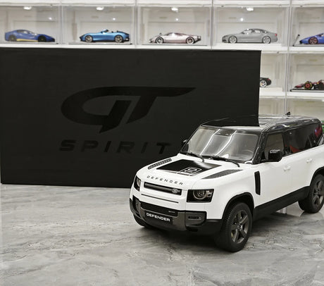 GT Spirit Land Rover 2016 Defender 110 White 1:18 – Modello in resina collezionabile