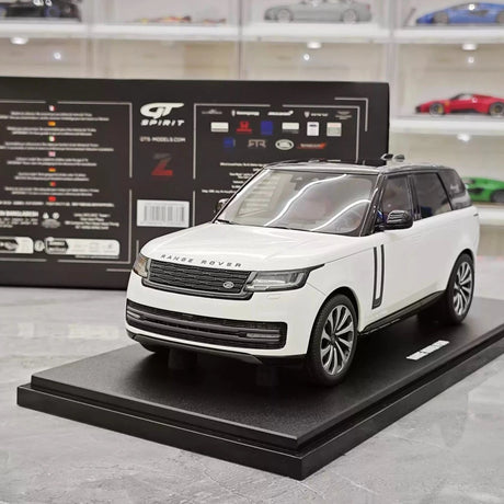 [GT Spirit] 1:18 Land Rover 2022 Range Rover LWB White Model Car Resin