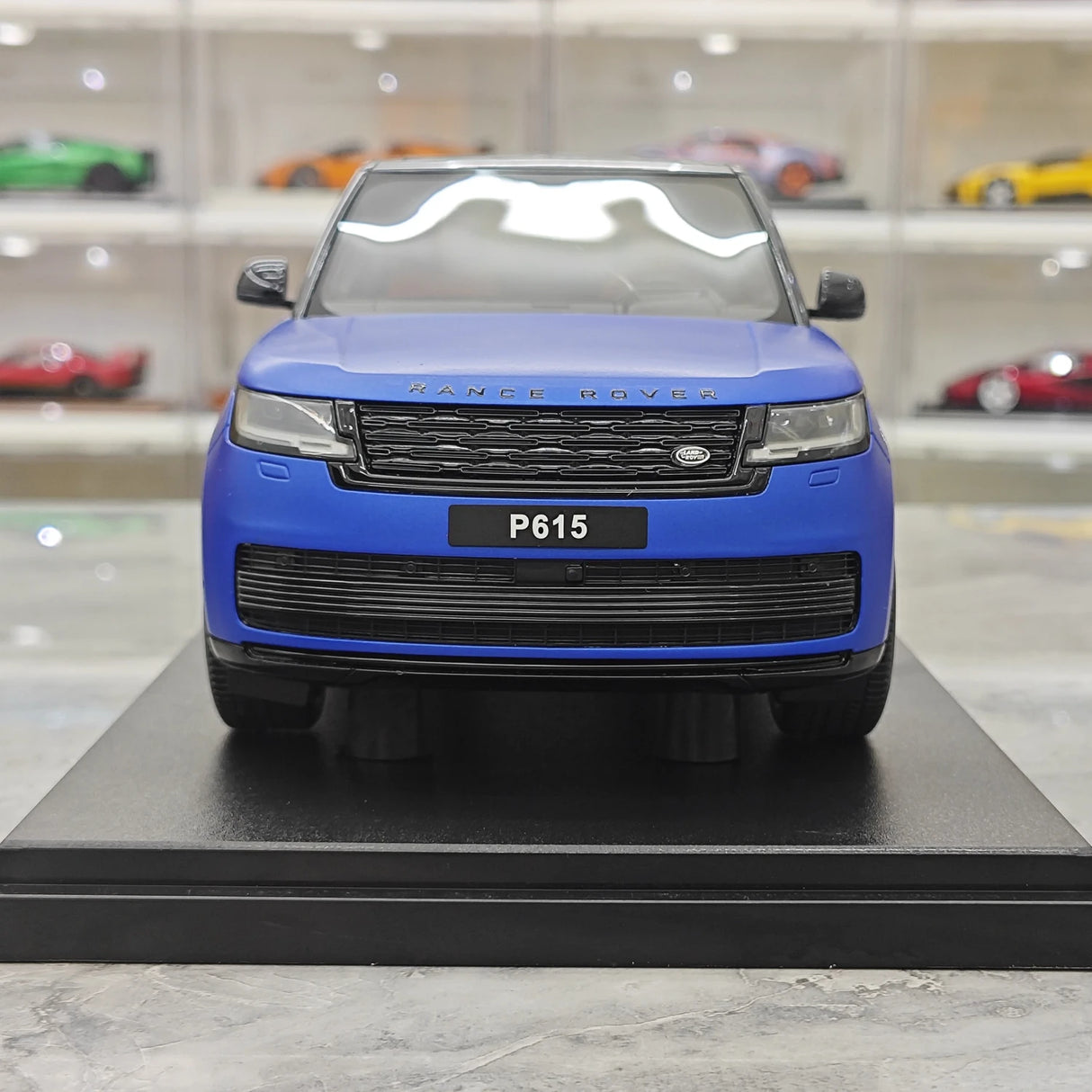 GT Spirit Land Rover 2024 Range Rover P615 SV Blue and Black 1:18 – Collectible Resin Model Resin