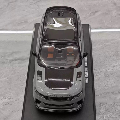 [GT Spirit] 1:18 Land Rover 2024 Range Rover Sport SVR Gray Model Car Resin