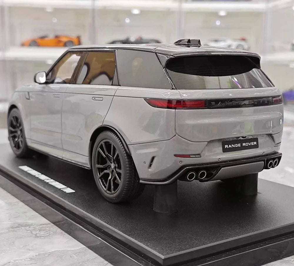 [GT Spirit] 1:18 Land Rover 2024 Range Rover Sport SVR Gray Model Car Resin
