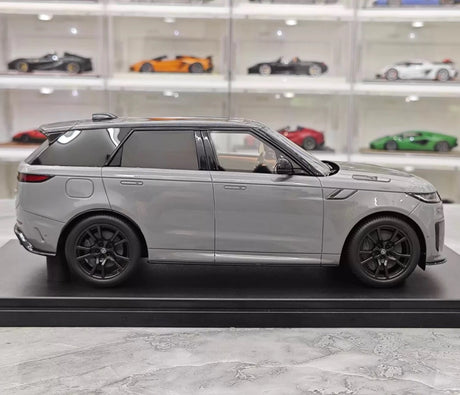[GT Spirit] 1:18 Land Rover 2024 Range Rover Sport SVR Gray Model Car Resin