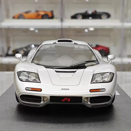 [GT Spirit] 1:18 McLaren 1995 F1 XP5 Silver Model Car Resin