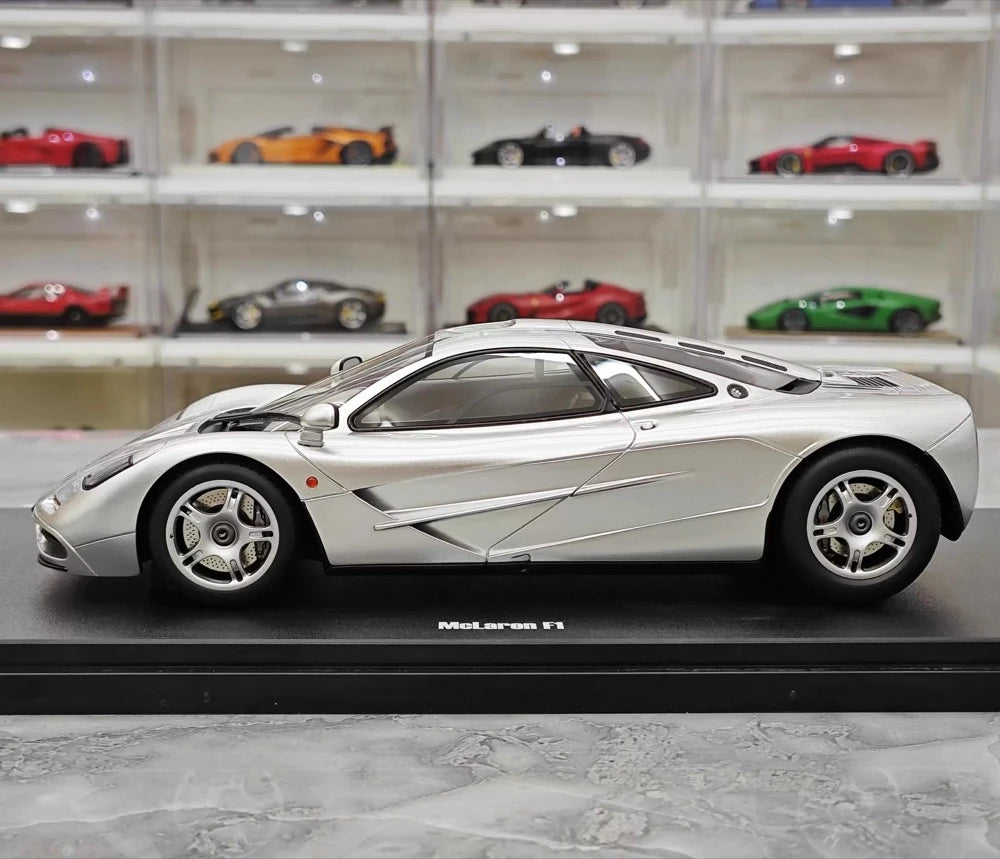[GT Spirit] 1:18 McLaren 1995 F1 XP5 Silver Model Car Resin