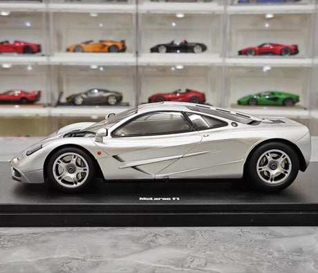 [GT Spirit] 1:18 McLaren 1995 F1 XP5 Silver Model Car Resin