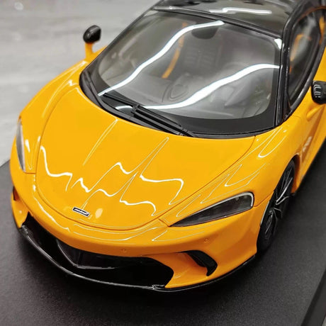 [GT Spirit] 1:18 McLaren 2024 GTS Yellow Model Car Resin
