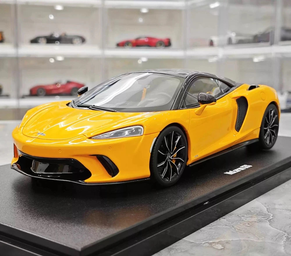 [GT Spirit] 1:18 McLaren 2024 GTS Yellow Model Car Resin