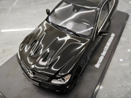 [GT Spirit] 1:18 Mercedes-Benz 2014 C63 507 AMG Black Model Car Resin