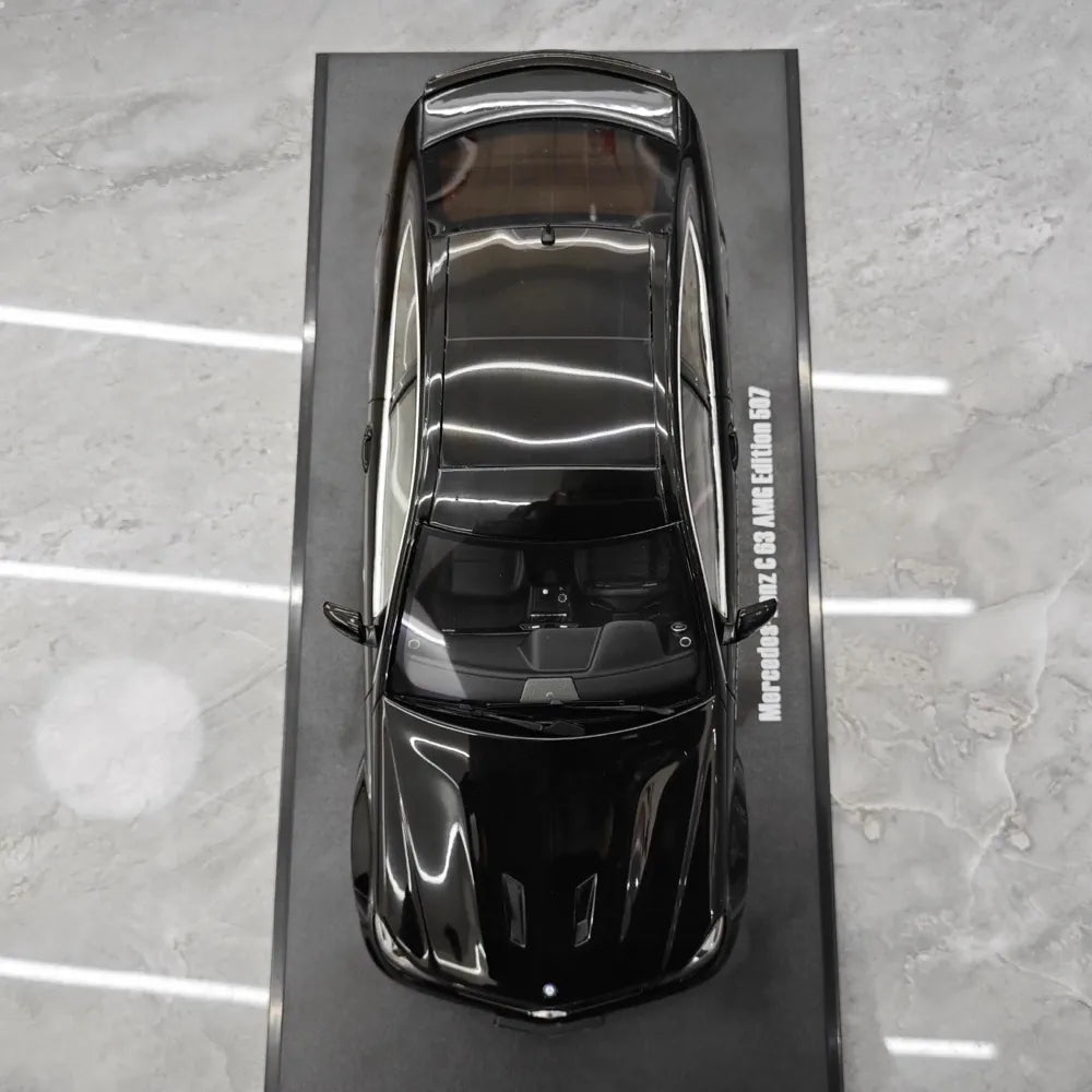 [GT Spirit] 1:18 Mercedes-Benz 2014 C63 507 AMG zwart modelauto Hars