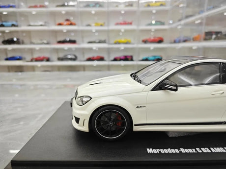 [GT Spirit] 1:18 Mercedes-Benz 2014 C63 507 AMG White Model Car Resin