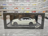 [GT Spirit] 1:18 Mercedes-Benz 2014 C63 507 AMG bianco modellino di auto resina
