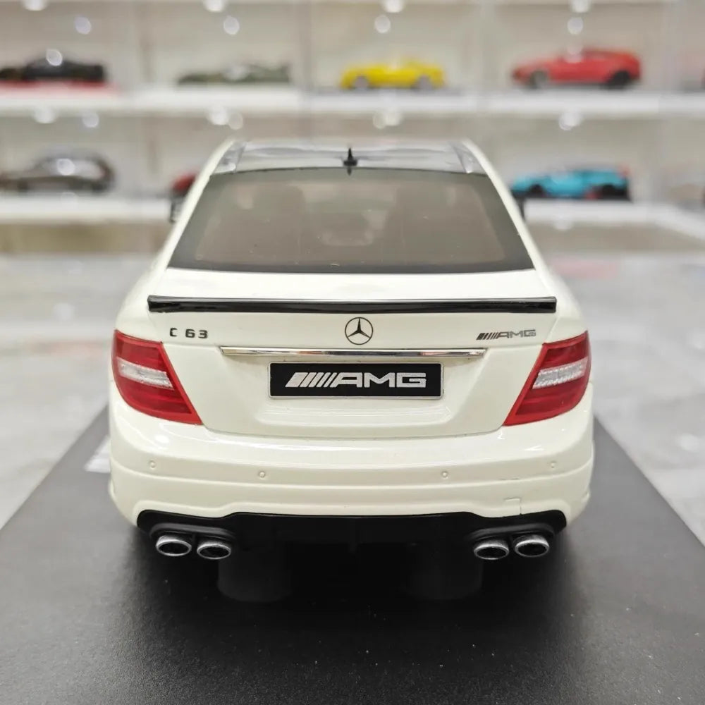 [GT Spirit] 1:18 Mercedes-Benz 2014 C63 507 AMG bianco modellino di auto resina