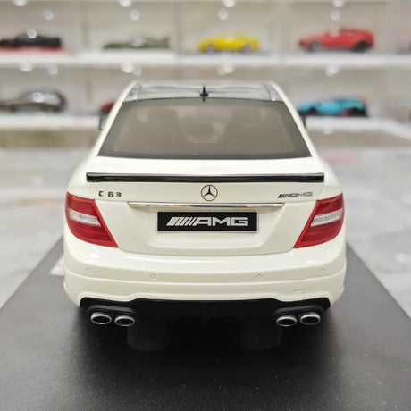 [GT Spirit] 1:18 Mercedes-Benz 2014 C63 507 AMG White Model Car Resin