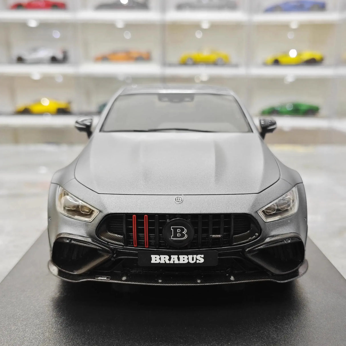 [GT Spirit] 1:18 Mercedes-Brabus 2022 Rocket 930 Gray Model Car Resin