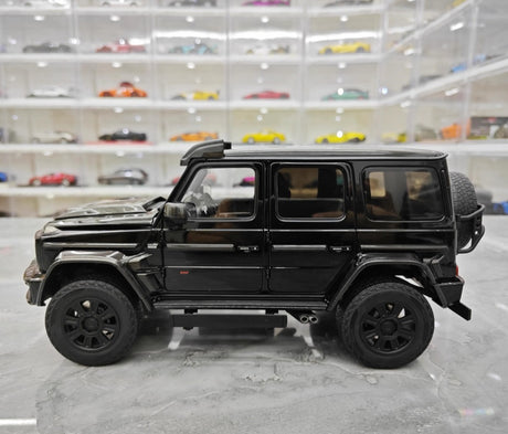 [GT Spirit] 1:18 Mercedes-Brabus 2023 G800 Black Model Car Resin