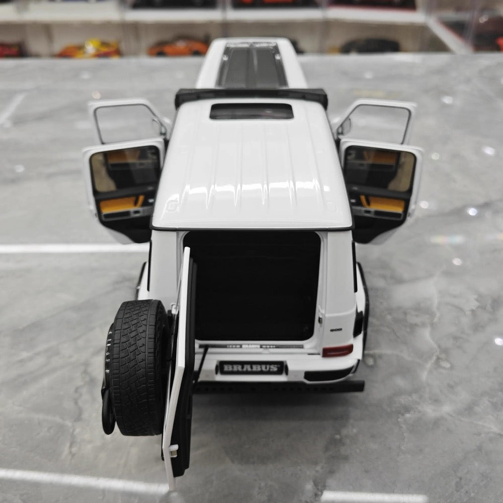 [GT Spirit] 1:18 Mercedes-Brabus 2023 G800 White Model Car Resin