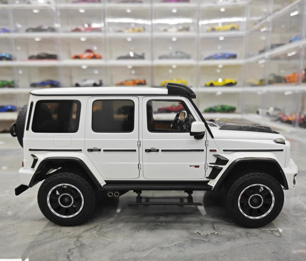 [GT Spirit] 1:18 Mercedes-Brabus 2023 G800 White Model Car Resin