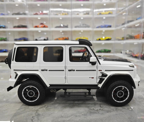 [GT Spirit] 1:18 Mercedes-Brabus 2023 G800 White Model Car Resin
