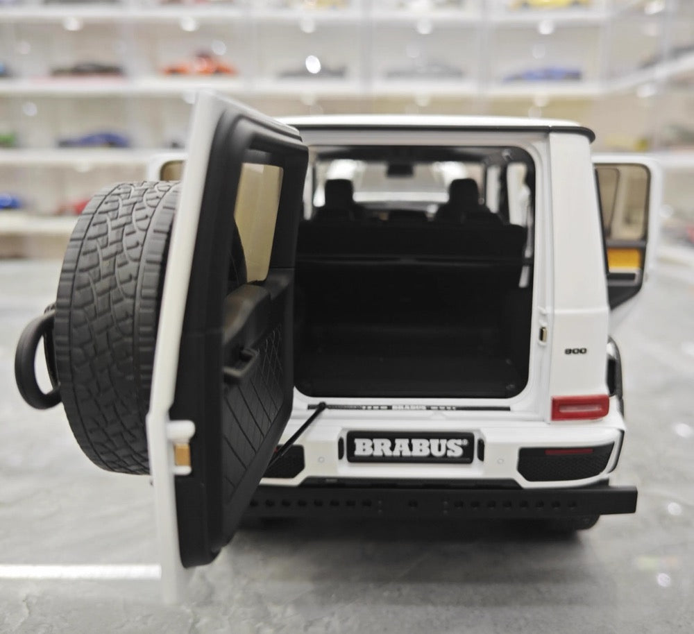 [GT Spirit] 1:18 Mercedes-Brabus 2023 G800 White Model Car Resin