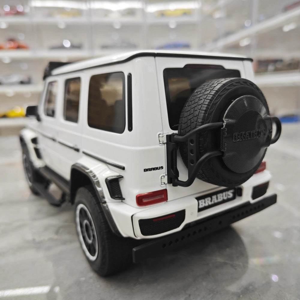 [GT Spirit] 1:18 Mercedes-Brabus 2023 G800 White Model Car Resin