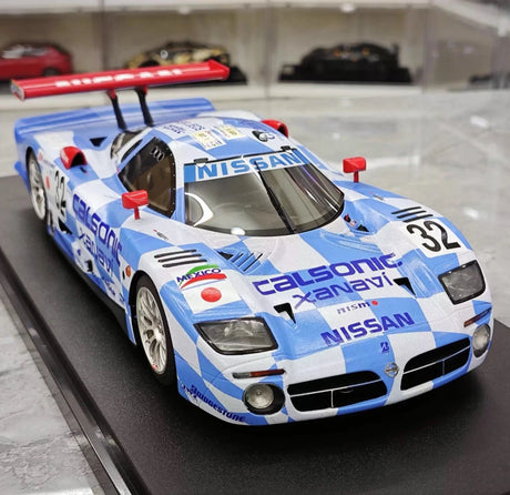 [GT Spirit] 1:18 Nissan 1998 R390 GT1 Model Car Resin