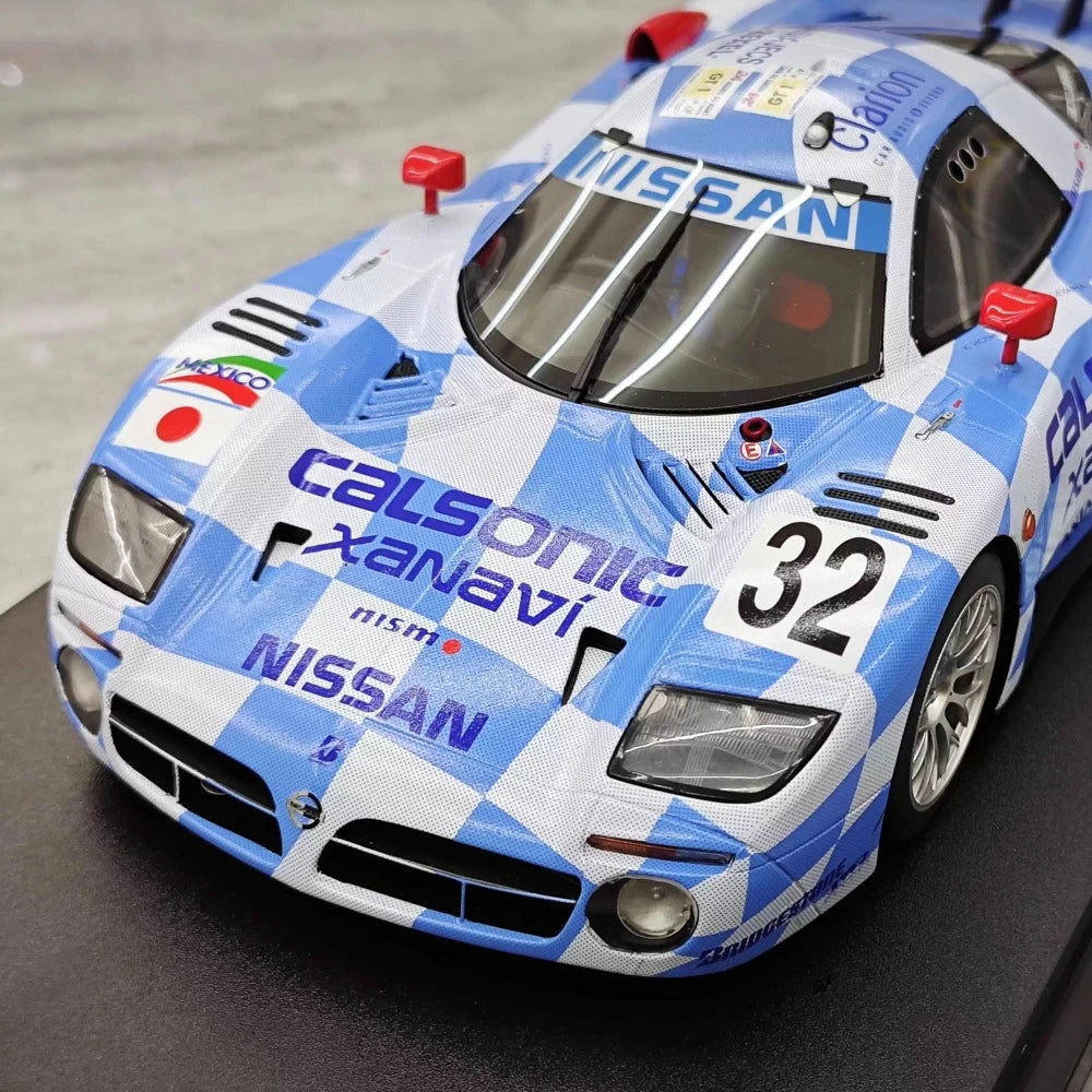 [GT Spirit] 1:18 Nissan 1998 R390 GT1 Model Car Resin