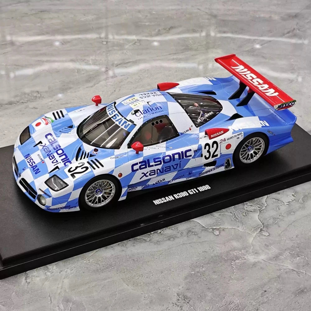 [GT Spirit] 1:18 Nissan 1998 R390 GT1 Model Car Resin